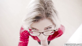 Cory Haunt gives her son an early Christmas introduce by gargling his huge jizz-shotgun