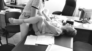 The chief ravages his lil' assistant on the office table and flicks it on covert camera