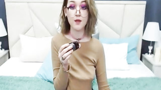 Blond Stunner Unsheathes Completely Tear Up Herself