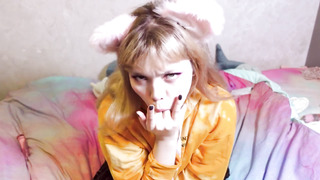 Wanking delicate Furiyssh coochie.