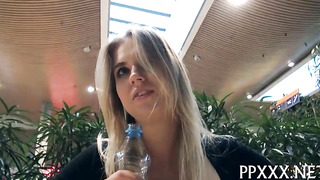 Quickie Suggest For Glamorous Cutie