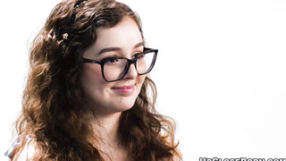 Gotta LOVE Leana Lovings and her cute face