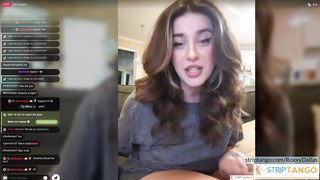 RoxxyDallas Seductive showcase at stripTango