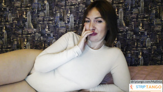 Mallinia Free cam sex chat at stripTango