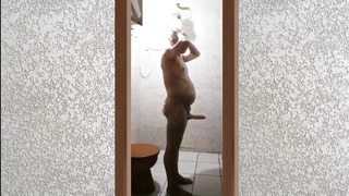 Meu Banho Gostoso de Pau Duro 004