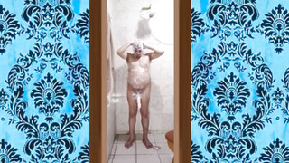 Meu Banho Gostoso de Pau Duro 011