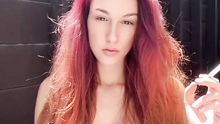 Italian XXL boobies Cougar Artemisia Love super-sexy smoking outdoor