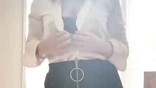 18yo Teenie Demonstrates Us Her Virgin Twat