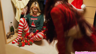 Dyke teen licks friend during xmas party